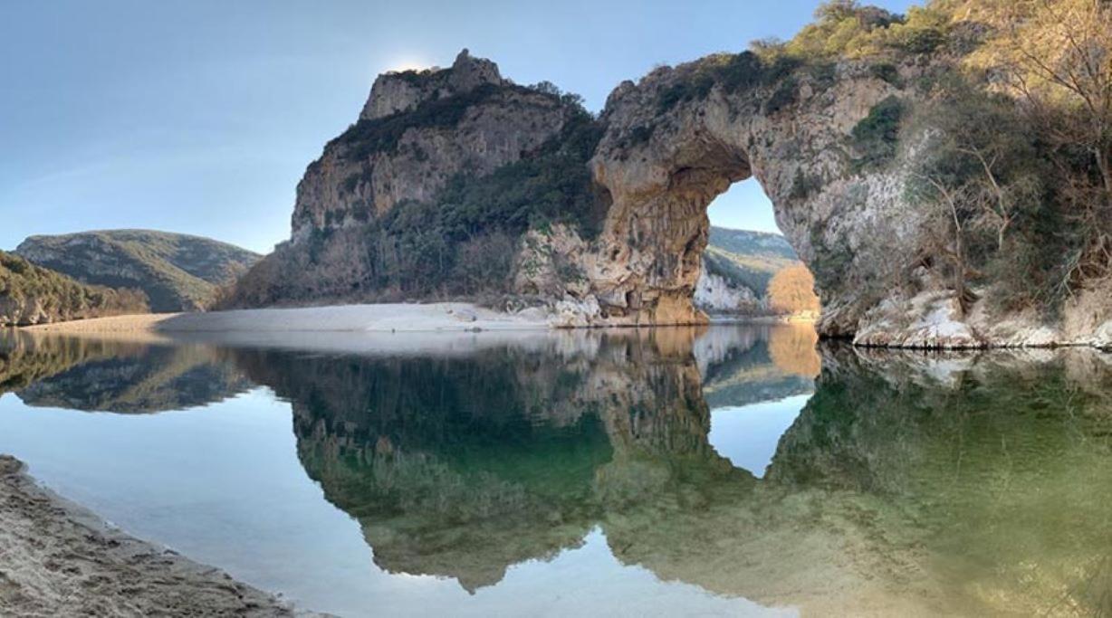 Villa Les Romarins Vallon-Pont-dʼArc Esterno foto