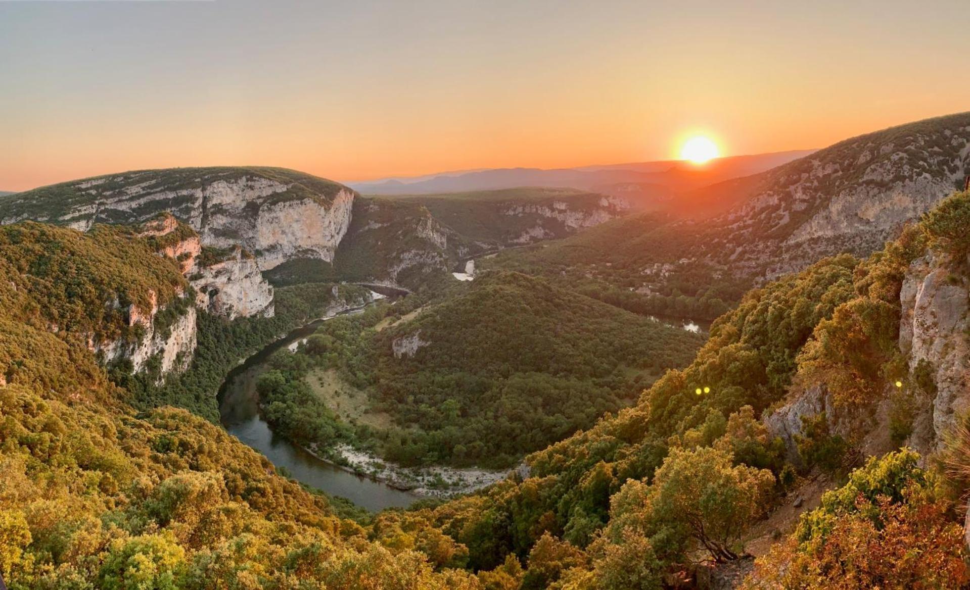 Villa Les Romarins Vallon-Pont-dʼArc Esterno foto